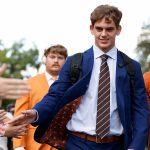 Arch Manning et Charlie : Premiers débuts de QB pour la famille Manning