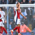 Leandro Trossard expulsé : une décision controversée contre Man City