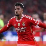 Marcos Leonardo faz exames médicos em Lisboa e viaja para Paris: avançado esperado terça-feira na Arábia - Benfica - Jor