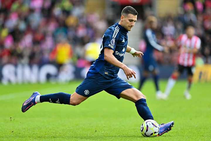Diogo Dalot a produit une performance médiocre à St. Mary's
