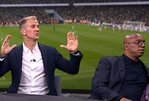 Hart chante le chant de Stones avec enthousiasme après le match