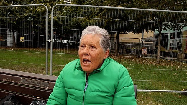 Mary Gains réagit aux décisions de Starmer.