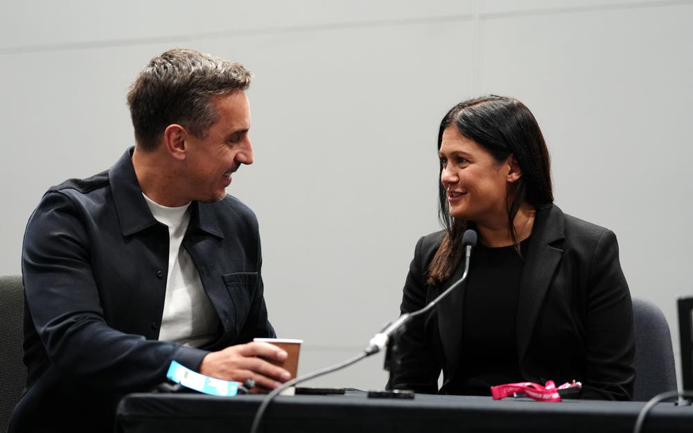 Gary Neville accuse la Premier League d'intimidation