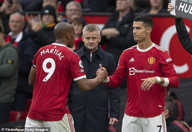 Il a évoqué son mandat en tant qu'entraîneur et les défis rencontrés.