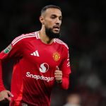 Blessure de Mazraoui : Manchester United en crise avant le match
