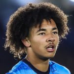 Tyler Young, le fils d'Ashley Young, brille lors de son début pro