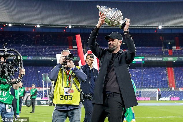 Van Nistelrooy a remporté la Coupe des Pays-Bas en 2023