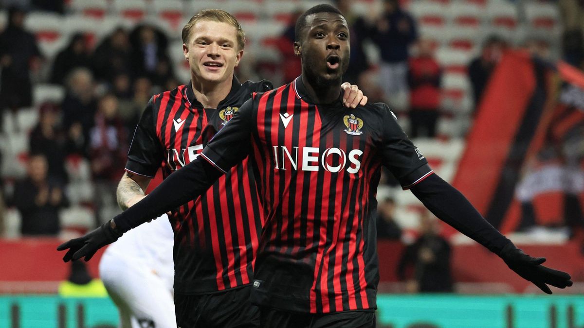 Nicolas Pépé avec Nice