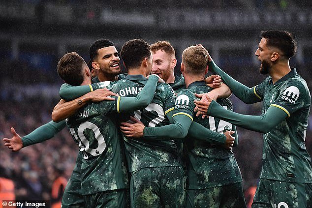 Les Spurs avaient 2-0 à la mi-temps