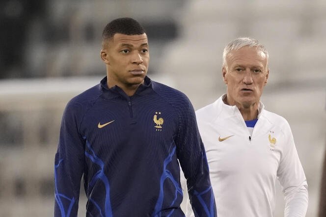 Kylian Mbappé et Didier Deschamps, à Doha