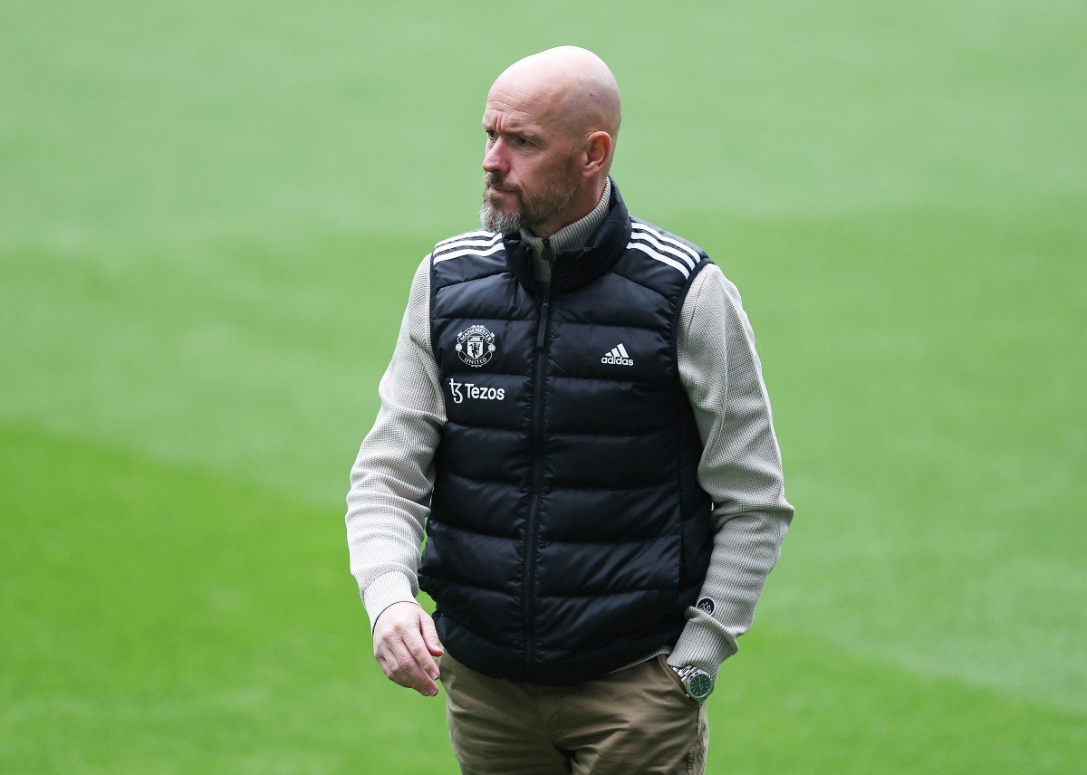 Erik ten Hag lors du déplacement de Man United à Villa Park