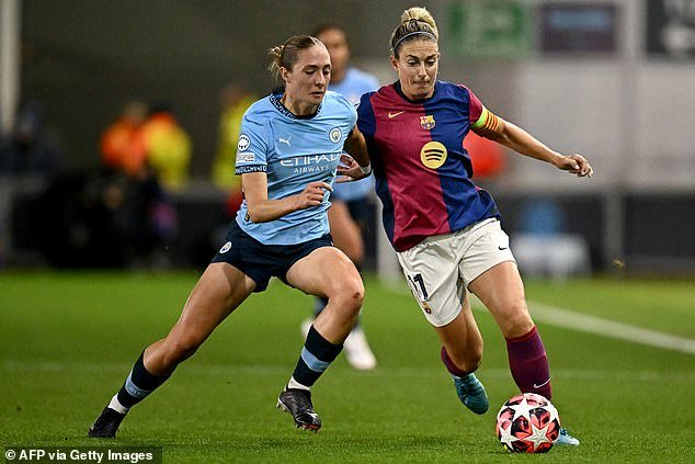 Layzell a excellé au poste de latérale droite contre Barcelone