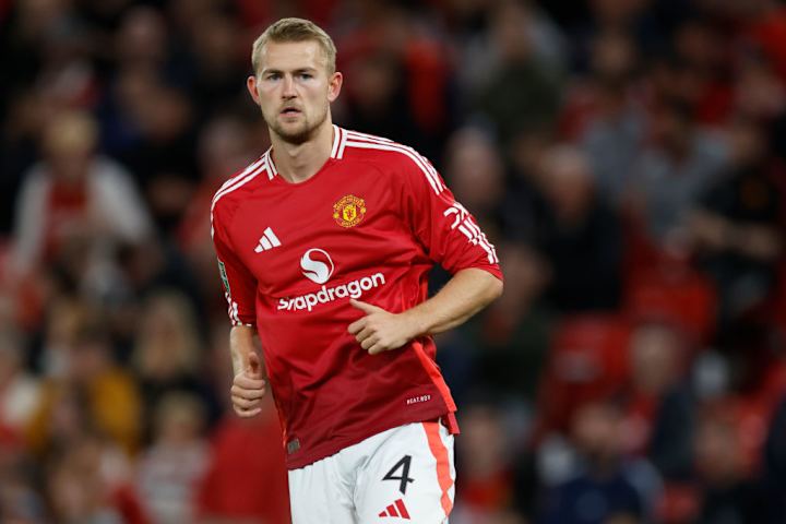 Matthijs de Ligt en action Matthijs de Ligt en action