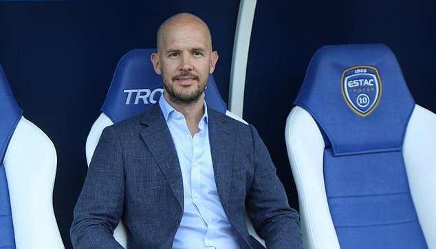 Simon Cliff a averti que des actions légales supplémentaires pourraient être envisagées face à des informations inexactes fournies par la Premier League.