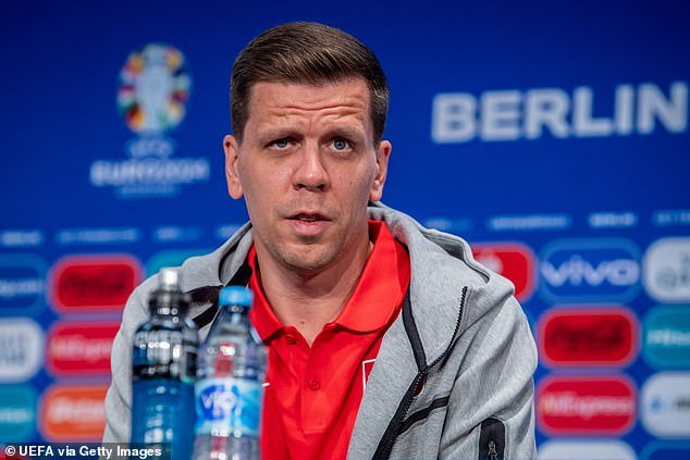 Wojciech Szczesny a déclaré que son habitude de fumer ne regarde personne d'autre que lui