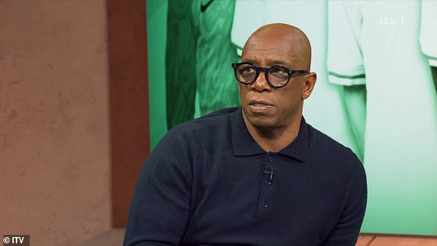 Ian Wright conseille Lee Carsley sur ses intentions concernant le poste d'entraîneur.