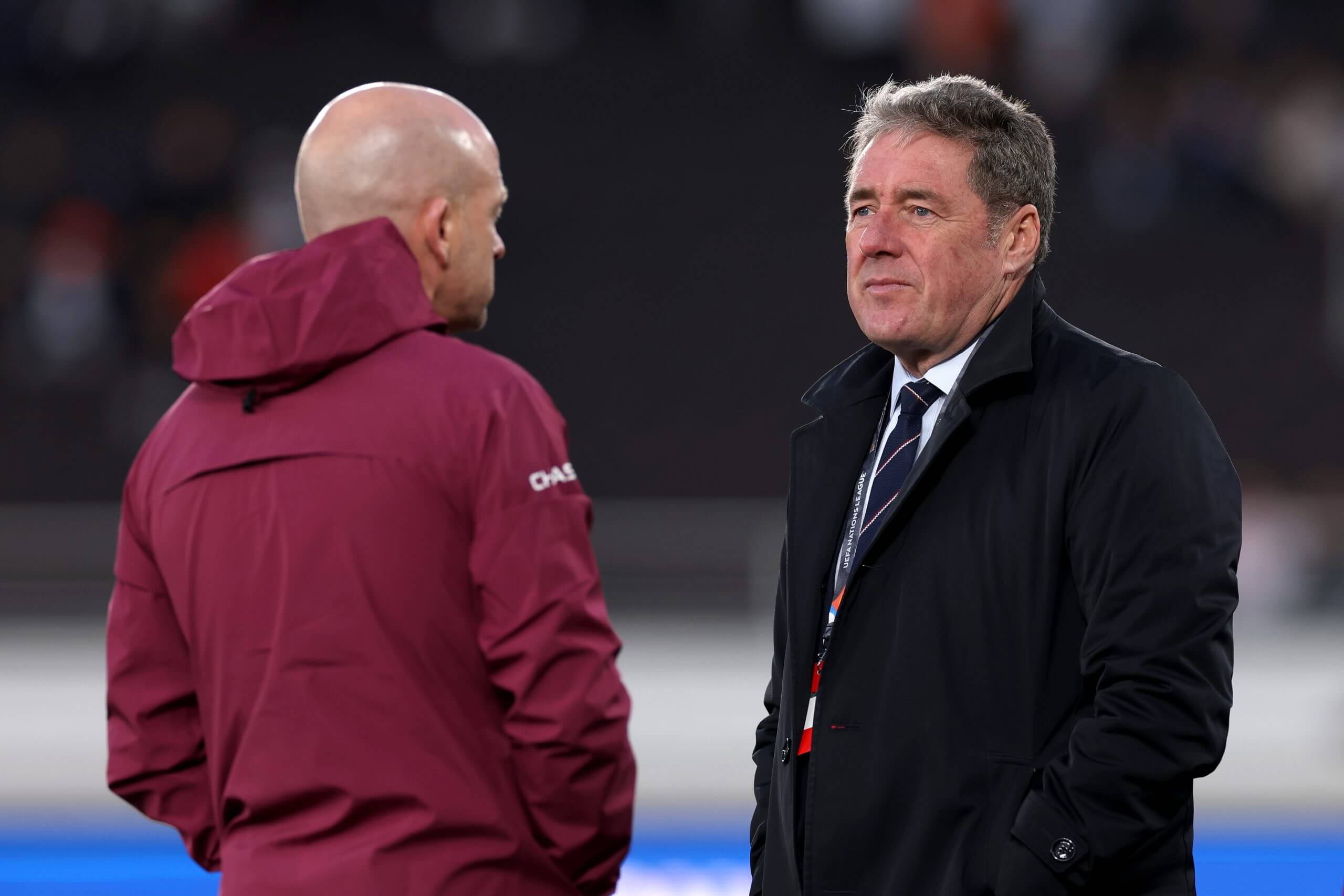Lee Carsley au stade Olympique d'Helsinki