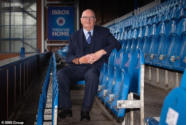 John Gilligan des Rangers appelle à arrêter les pyrotechnies