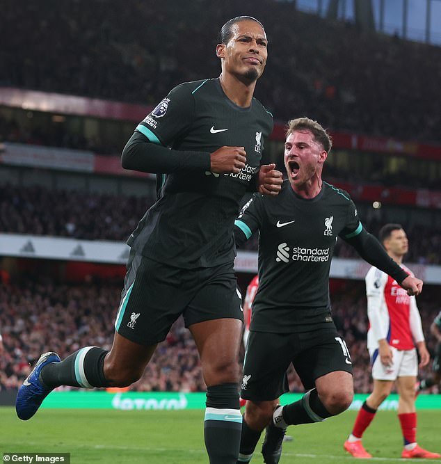 A Virgil van Dijk header from a corner drew Arne Slot's side level in a pulsating first-half