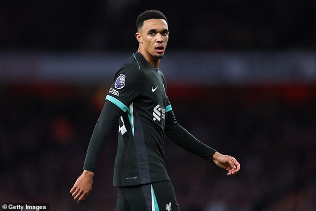 La possibilité que Trent Alexander-Arnold rejoigne le Real Madrid augmente, dit Jamie Carragher