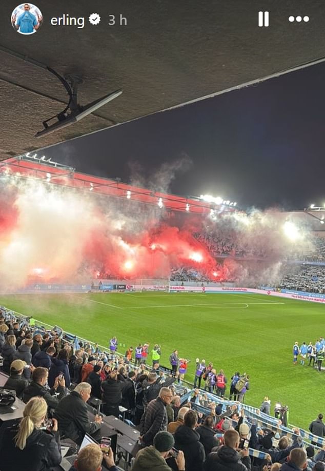 Haaland dans le stade Eleda avec l'écharpe de Malmö