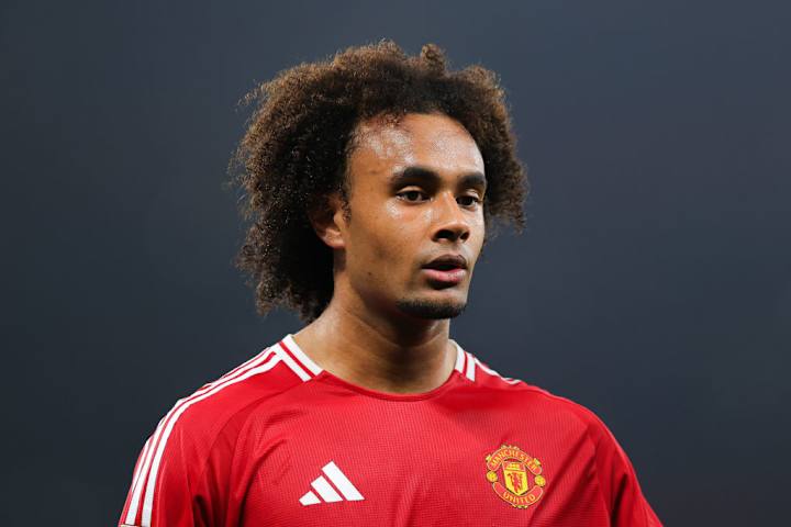 Zirkzee en difficultés