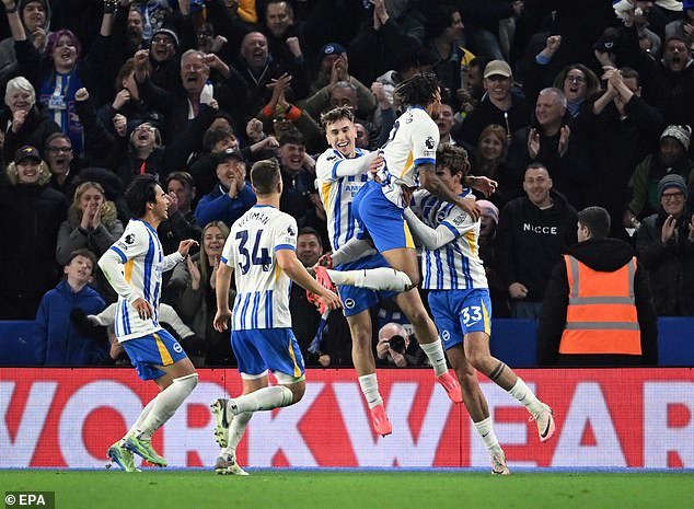 Brighton réalise une remontée spectaculaire contre Manchester City
