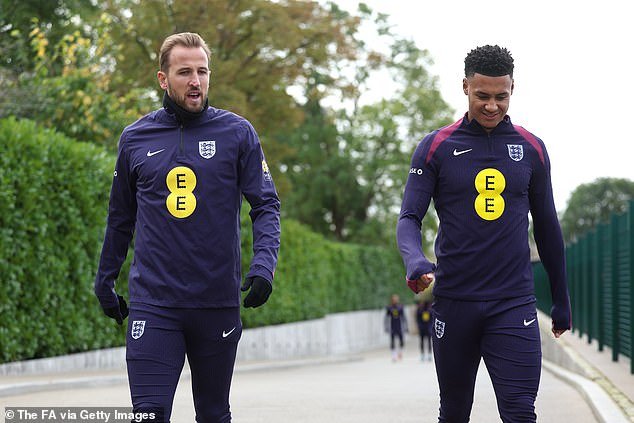 Carsley a choisi de commencer Ollie Watkins en attaque lors de son avant-dernier match en tant qu'entraîneur des Three Lions