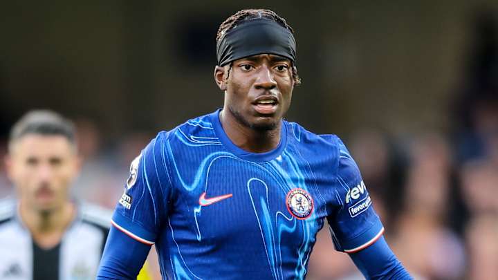 Madueke clarifie la situation