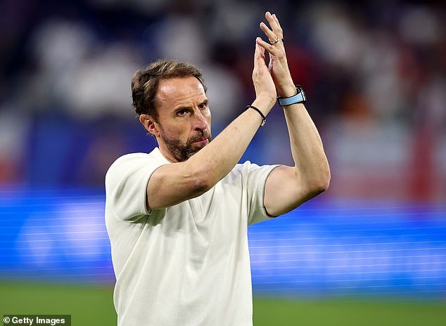 Grealish en désaccord avec l'absence de l'équipe