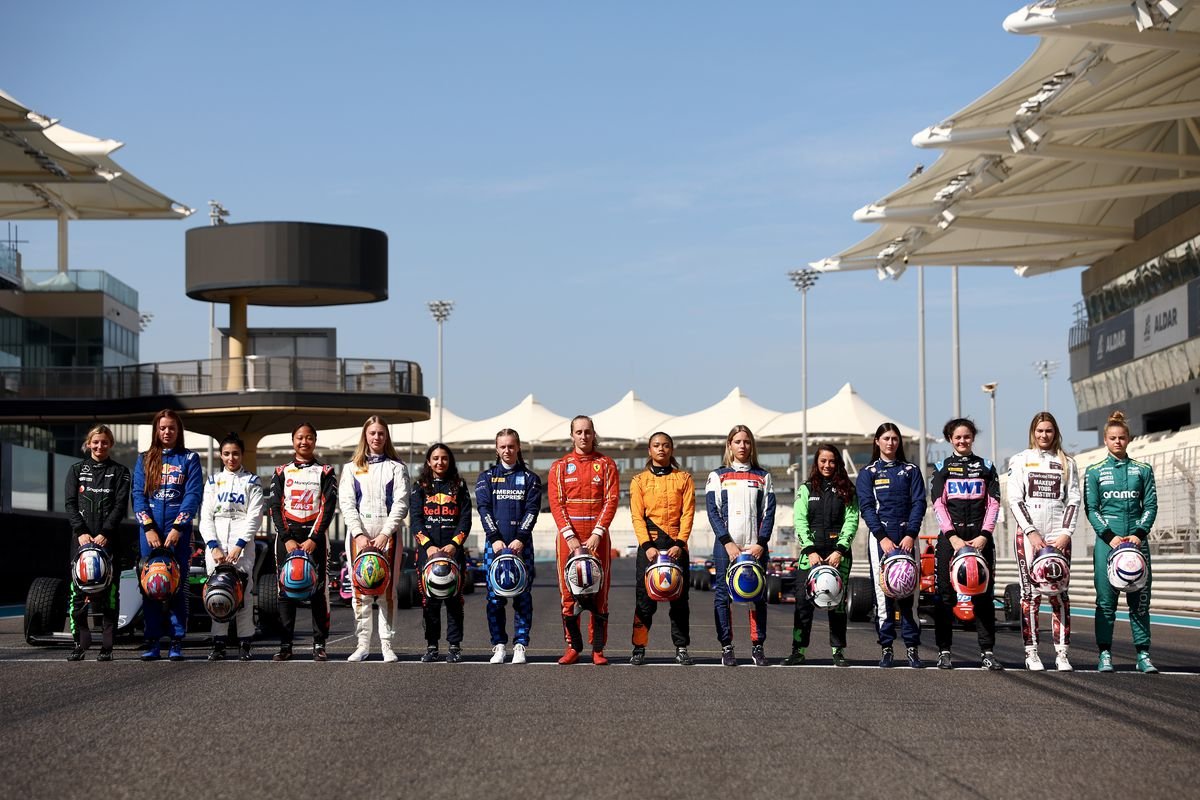 F1 Academy Testing in Abu Dhabi - Day 2