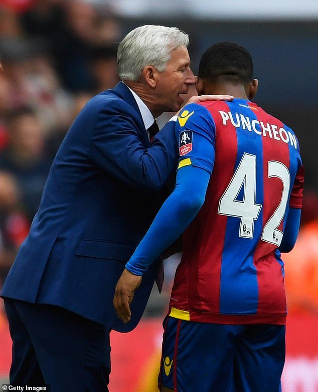 Jason Puncheon encourage les joueurs à s'expatrier pour le coaching