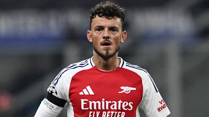 Ben White a subi une opération du genou pendant la trêve internationale Ben White lors de son opération