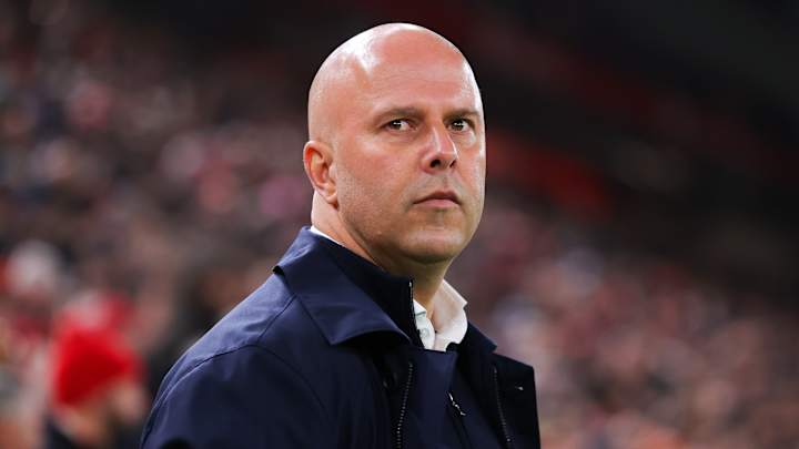 Arne Slot avec l'équipe