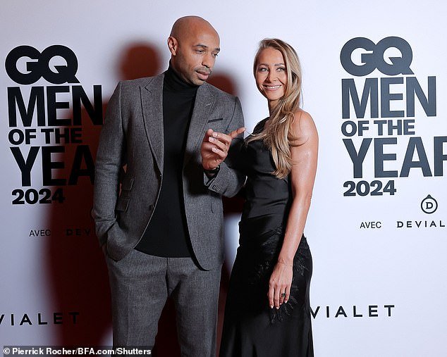 Andrea Rajacic lors des GQ Awards