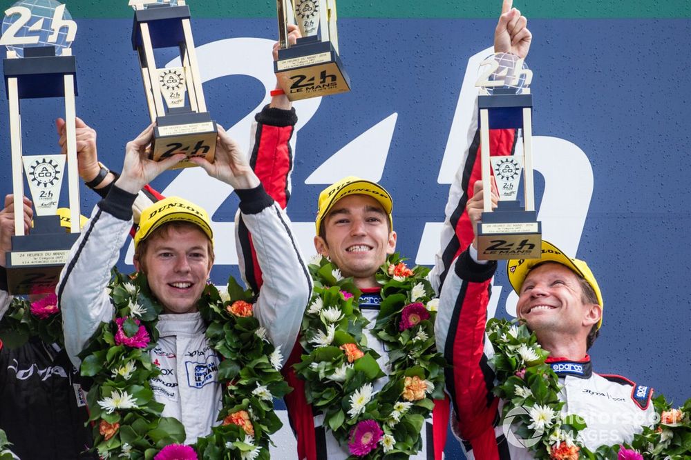 Turvey avec Tincknell et Dolan lors de leur victoire en LMP2 aux 24 Heures du Mans en 2014