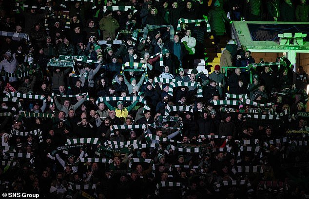 Les fans réagissent à la hausse des prix des billets