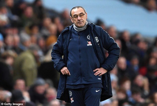 Maurizio Sarri réfléchit à son départ de Chelsea