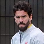 Alisson appelle Liverpool à écrire sa propre histoire en 2025