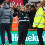 Ange Postecoglou face aux fans de Tottenham après la défaite