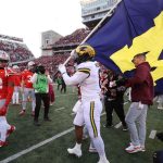 Bagarre entre Michigan et Ohio State : tensions et spray au poivre