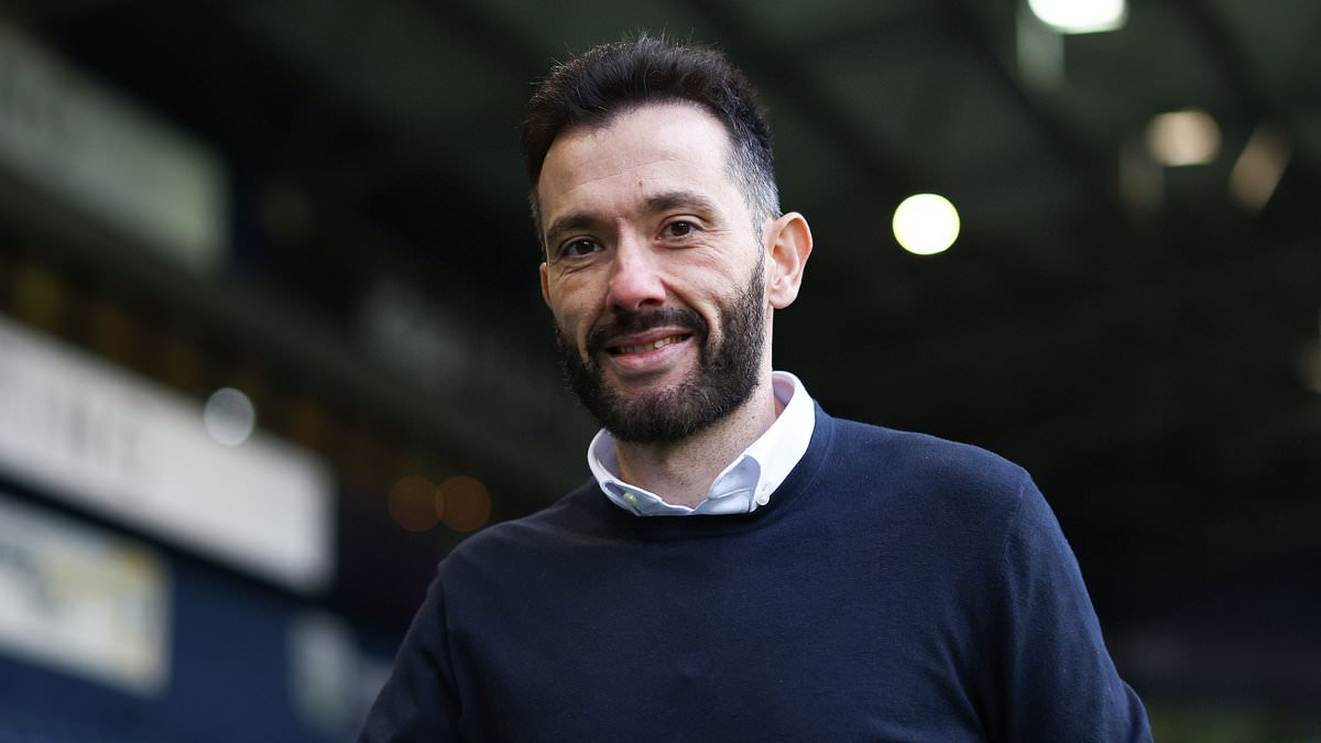 Carlos Corberan rejoint les géants européens - Valencia en vue