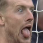 Jordan Pickford Distrait Haaland Avant Son Pénalty Manqué