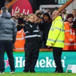 Postecoglou confronté par les fans après la défaite de Tottenham