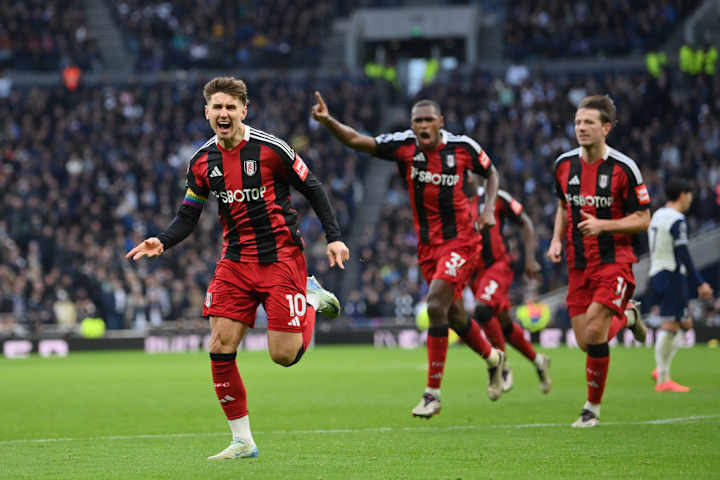 Tom Cairney égalise pour Fulham