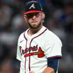 A.J. Minter rejoint les Mets avec un contrat de 22 millions $