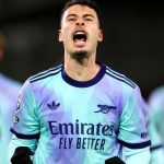 Arsenal surmonte Brentford et reste dans la course au titre