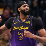 Les Lakers humiliés par les Spurs - défauts exposés sous les paniers