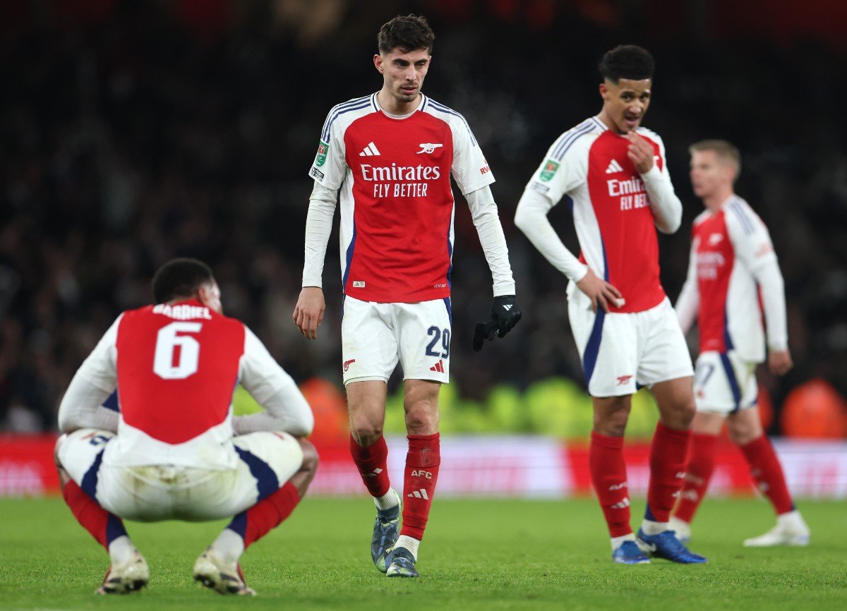 Les joueurs d'Arsenal visiblement déçus après la défaite face à Newcastle.