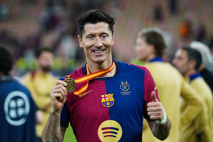 Robert Lewandowski célèbre la victoire du Barça
